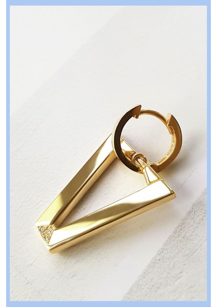 Tekli Large V Special Gümüş Küpe