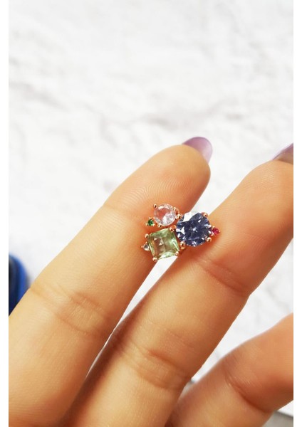 Tekli Ithal 3 Şekil Zirkon Taşlı Küpe