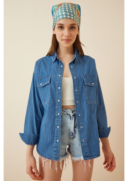 Kadın Mavi Çift Cepli Basic Jean Çıtçıtlı Kot Gömlek HZL22S-BD139971