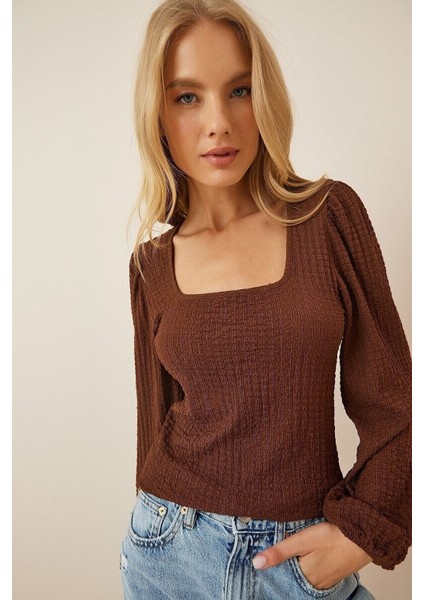 Kadın Çikolata Balon Kol Dokulu Kare Yaka Trend Örme Bluz HZL23W-BD104421