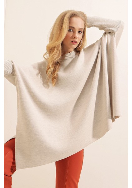Kadın Krem Oversize Yırtmaçlı Panço Triko Kazak HZL23W-BD1100761