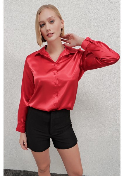 Kadın Kırmızı Hafif Dökümlü Saten Yüzeyli Gömlek HZL22W-BD139641 modelleri