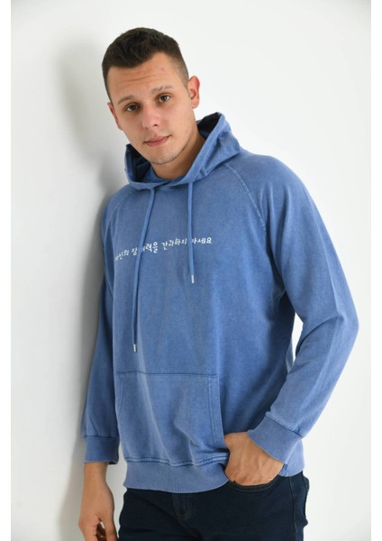 Erkek Mavi Kapüşonlu Sırt Baskı Detaylı Yıkamalı Sweatshirt