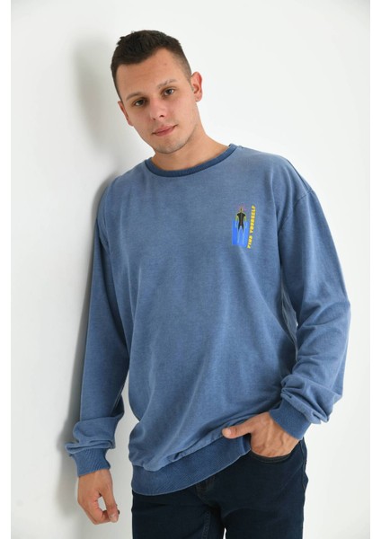 Erkek Mavi Asit Yıkama Sırt Baskı Detaylı Sweatshirtt fiyatları