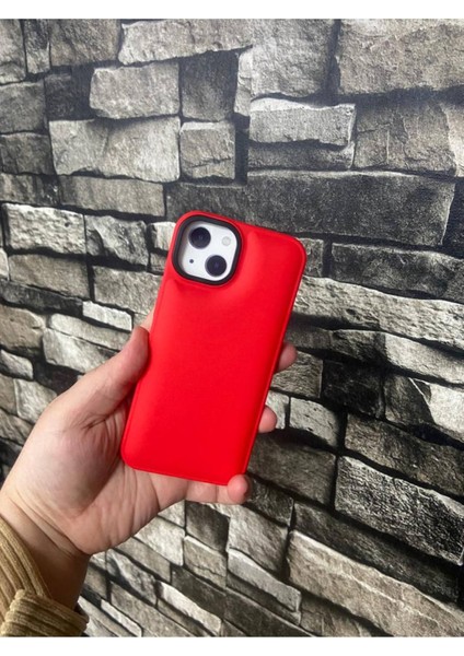 iPhone 14 Puffer Şişme Kılıf Iç Kısmı Kadifeli Kapak Kırmızı