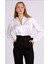 Kadın Beyaz Hafif Dökümlü Saten Yüzeyli Gömlek HZL22W-BD139641 8