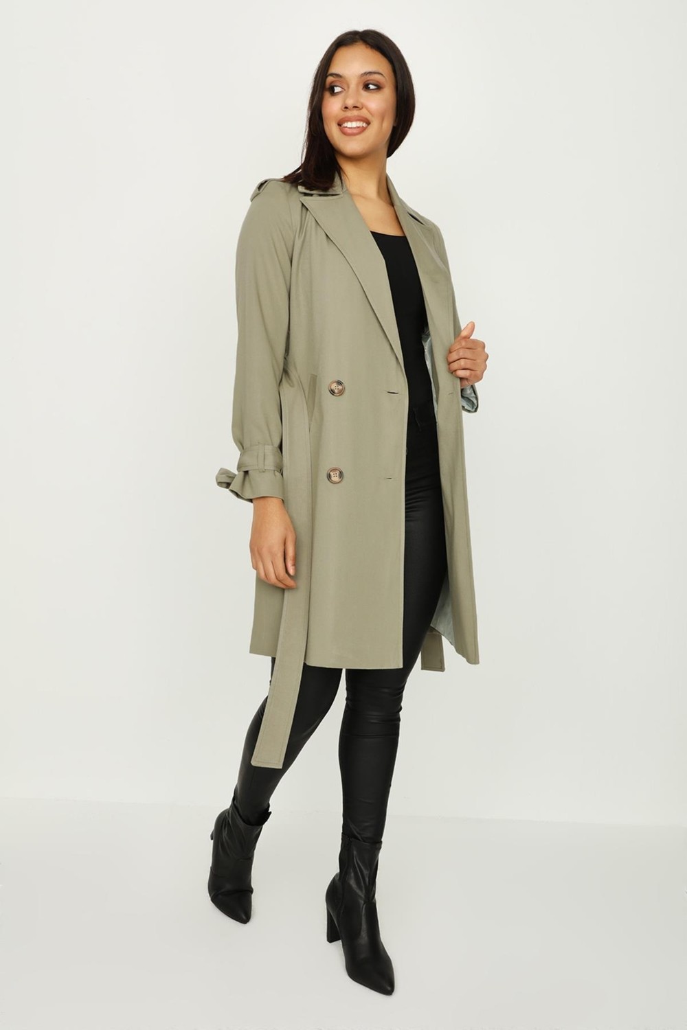 Select Moda Kadın Select Moda Uzun Trençkot Kahverengi Kol Detaylı %100 Polyester Malzeme ile Şık Tasarım görsel 3