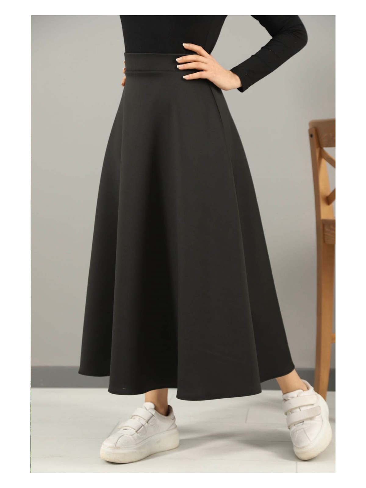 Diçın Moda Scuba Kumaş Tesettür Kloş Etek Siyah