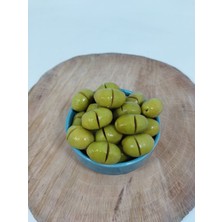 ETİK YERLİ ÜRÜNLER Domat Cinsi (Iri Boy) Kırma Tatlanmış Zeytin 3 Kg