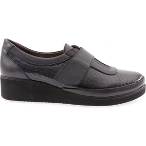 435-23Y Kadin Cirtli Comfort Ayakkabi