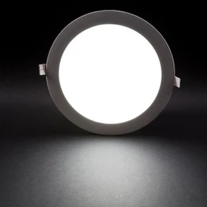 5 Adet 6 W Led Spot Lamba Beyaz Kasa ve Beyaz Işık ( Delik Çapı 7 cm )