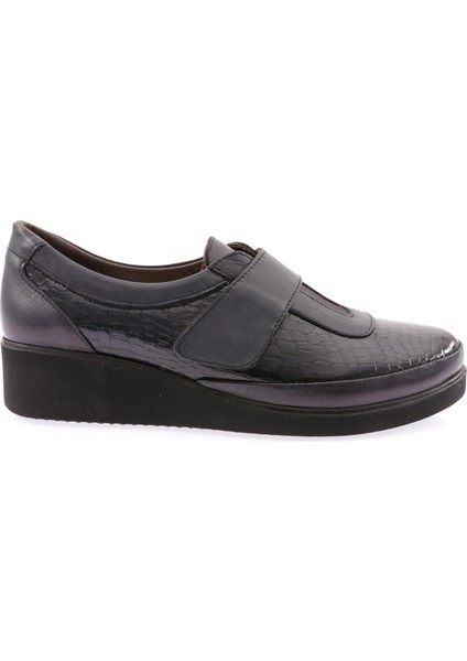 435-23Y Kadin Cirtli Comfort Ayakkabi