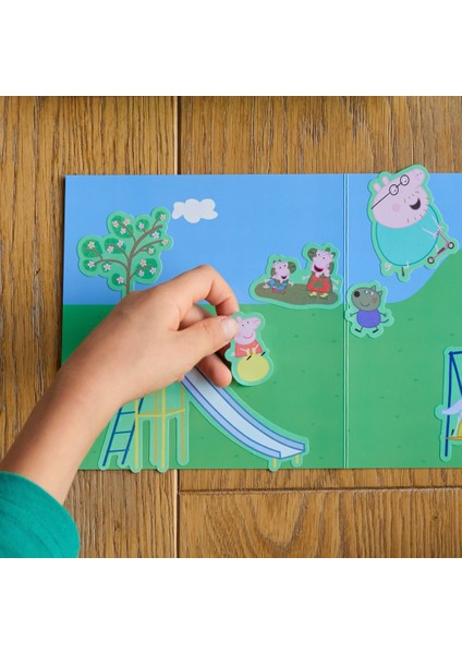 Peppa Pig - Reusable Sticker: Outdoor Fun - Tak Çıkar Çıkarma Oyunu