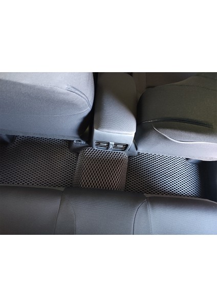 Toyota Corolla Cross 3D Havuzlu Paspas 2022-SONRASI fırsatları