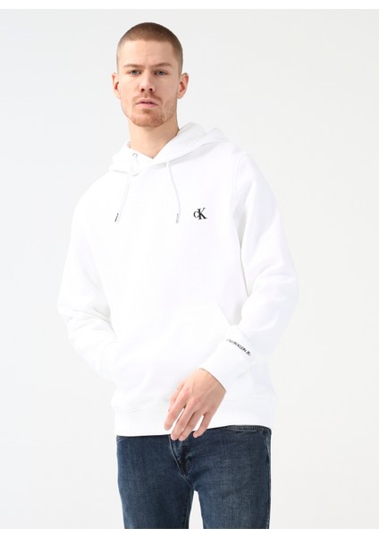 Bisiklet Yaka Beyaz Erkek Sweatshirt modelleri