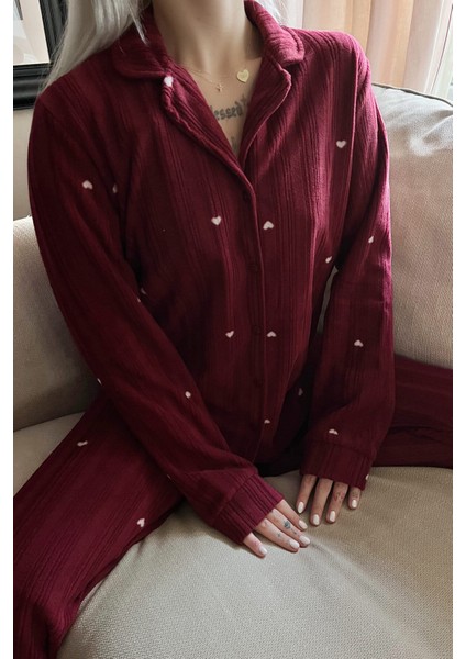 Bordo Kalp Desenli Önden Düğmeli Peluş Polar Pijama Takımı