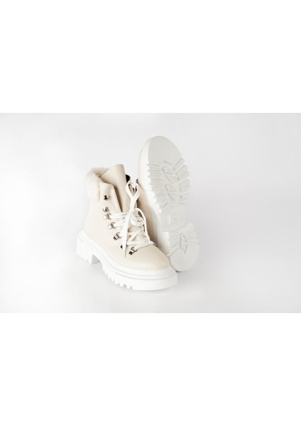 Deri Kadın Kürk Detaylı Bot modelleri