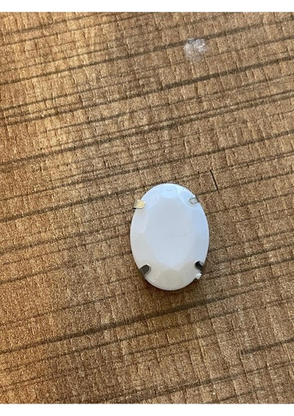 13X18 mm 1.8 cm Beyaz Kasalı Delikli Dikme Cam Taş 25 Adet