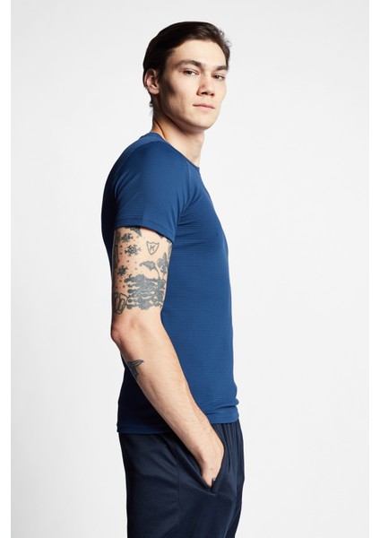 Kozmik Safir Erkek Kısa Kollu T-Shirt 23S-1294-23B