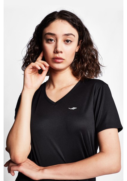Siyah Kadın Kısa Kollu T-Shirt 23S-2208-23B