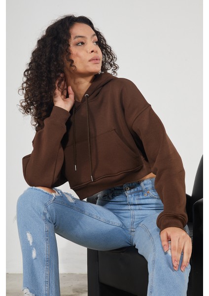 Kadın Kapüşonlu Kanguru Cepli 3 Iplik Içi Polarlı Şardonlu Basic Kalın Crop Sweatshirt fırsatları