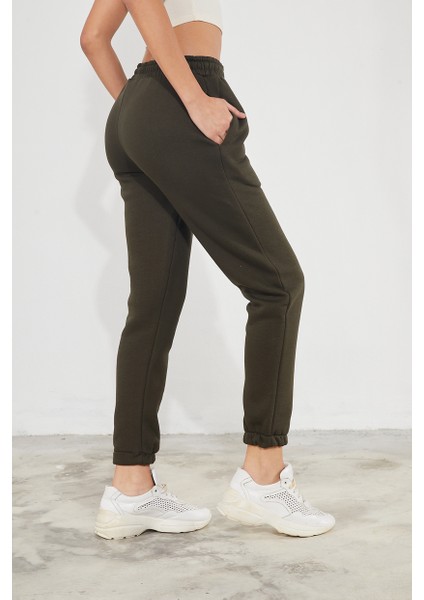Kadın Basic 3 Iplik Şardonlu Paçası Lastikli Kalın Jogger Eşofman Altı modelleri