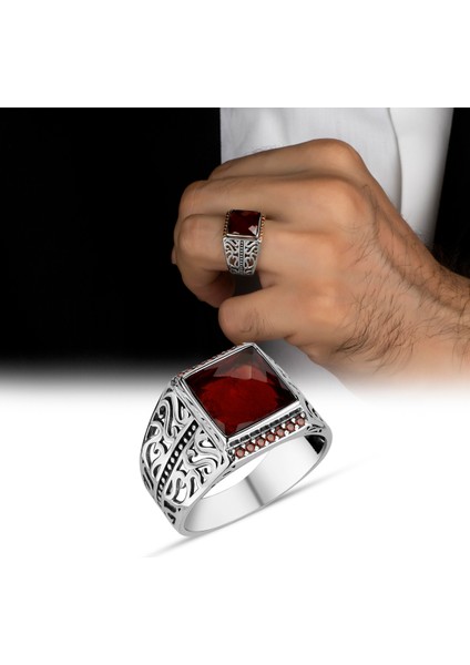 Zirkon Taşlı Desenli 925 Ayar Erkek Gümüş Yüzük fırsatları