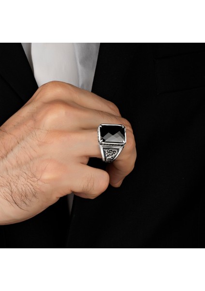 Zirkon Taşlı 925 Ayar Gümüş Erkek Yüzük modelleri