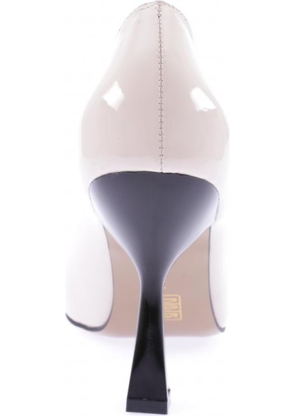 1007-22K Kadin Sivri Burun Parmak Dekolteli Kare Taşli Toka Topuklu Ayakkabi fırsatları