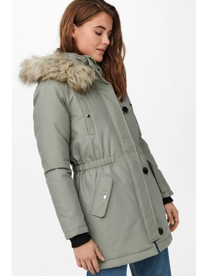 Only Kadın Onliris Kapüşonlu Parka 15213755 Yeşil