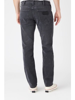 Wrangler Greensboro Regular Fit Straight Erkek Jean Pantolon