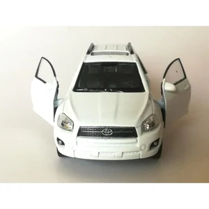 Metal Toyota Rav4 1/36 Ölçek Çek Bırak Metal Model Oyuncak Araba Beyaz