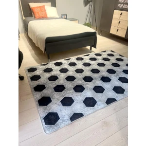 Futbol Topu Desenli Yıkanabilir Çocuk Genç Halısı