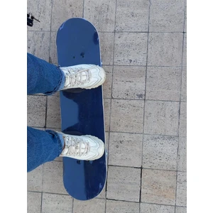 77 cm Uzunluğunda,20 cm Genişliğinde Profesyonel Kaykay
