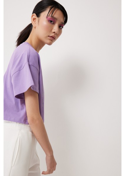 Loose Fit Rahat Kesim %100 Pamuk Bisiklet Yaka Mor Tişört fırsatları