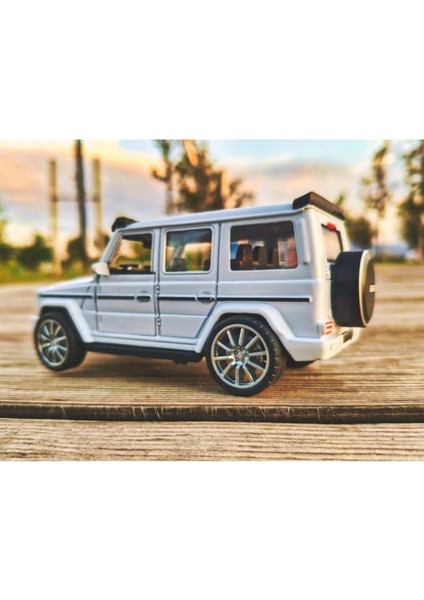 Benz G63 Koleksiyon Metal 12CM Jip Beyaz modelleri