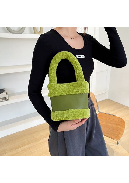 Moda Çanta Peluş Çanta Sevimli Kova Çanta Kore Versiyonu Kadın Çanta Sonbahar ve Kış Yeni Tüylü Kadın Çanta Kuzu Yün Çanta (Yurt Dışından) fırsatları