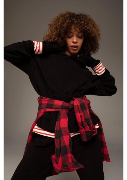 Fit Oversize Fit Kapüşonlu Polar Sweatshirt Z3731AZ22WN