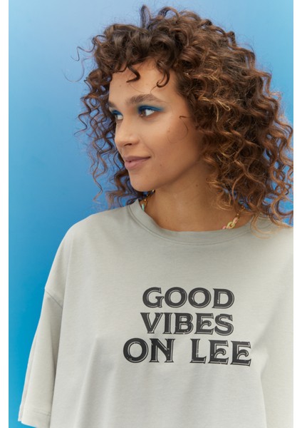 Regular Fit Normal Kesim %100 Pamuk Bisiklet Yaka Tişört fırsatları