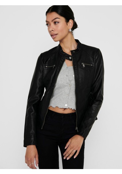 Kadın Deri Ceket Siyah Renkli Şık Tasarım ile Günlük Kullanıma Uygun modelleri