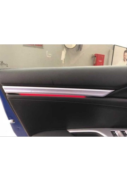 Honda Cıvıc Fc5-Fk7 2016-2020 Isıklı Ic Kapı Cıtası 4 Parca Kırmızı