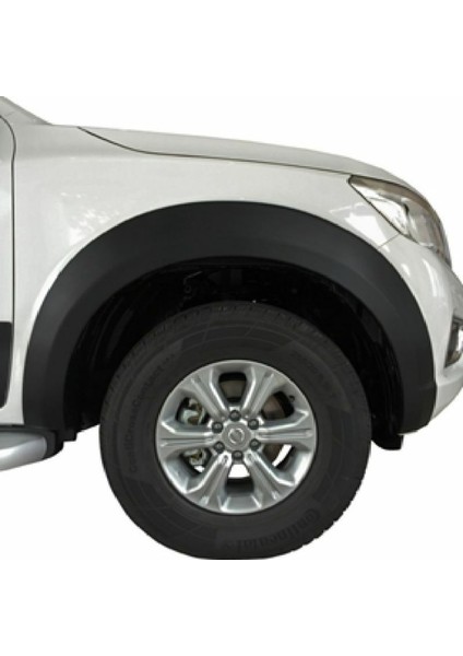 Nissan Navara Çamurluk Kaplama Adblue 4mm Dodik Seti 2012 / 2019