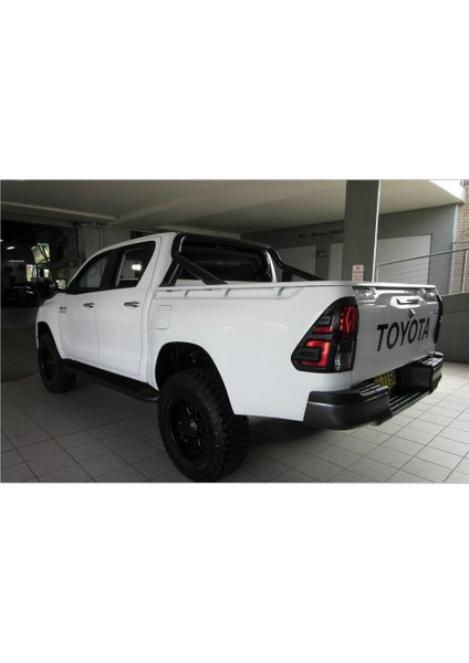 Toyota Hilux Stop Çerçevesi Abs Siyah 2016 Sonrası