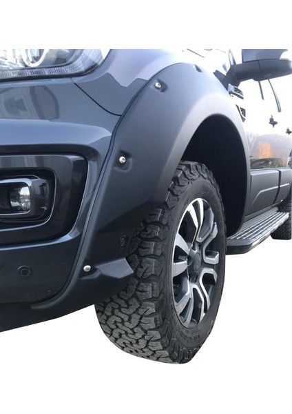 Ford Wıldtrack Civatalı Çamurluk Kaplama 4.5 cm Dodik Seti