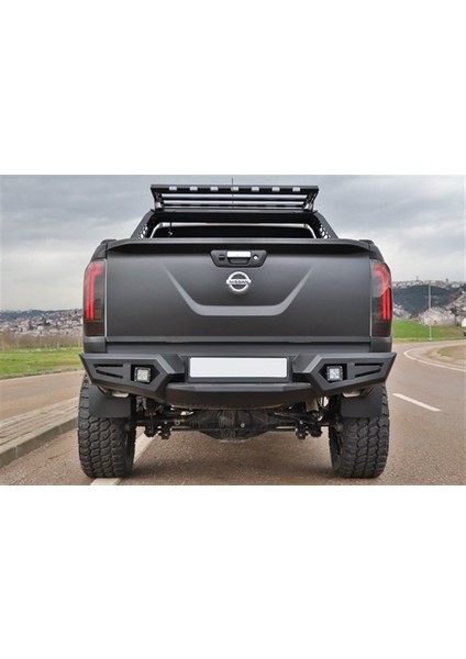 Nissan Navara 2010+ Arka Demir Tampon AQM-M20