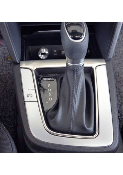 Hyundaı Elantra 2016-2019 Vıtes Çerçeve (Tıtanyum Silver) fırsatları