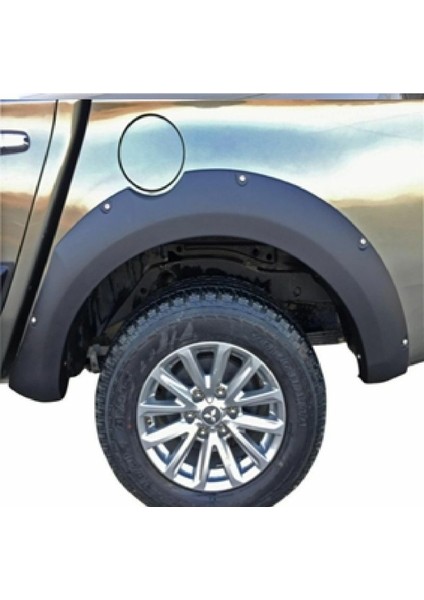 Mitsubishi L200 Çamurluk Kaplama Civatalı 4.5cm Dodik Seti