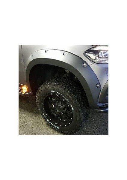 Mercedes X-Class Çamurluk Kaplama Tek Depo 4.5cm Civatalı Dodik Seti