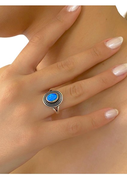 925 Ayar Gümüş El Üretim Otantik Doğal Oval Opal Taş Yüzük