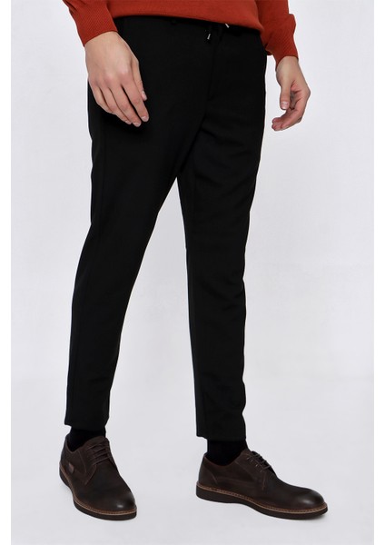 Erkek Siyah Slim Fit Lastikli Spor Pantolon